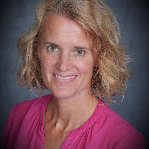 Carrie Bach